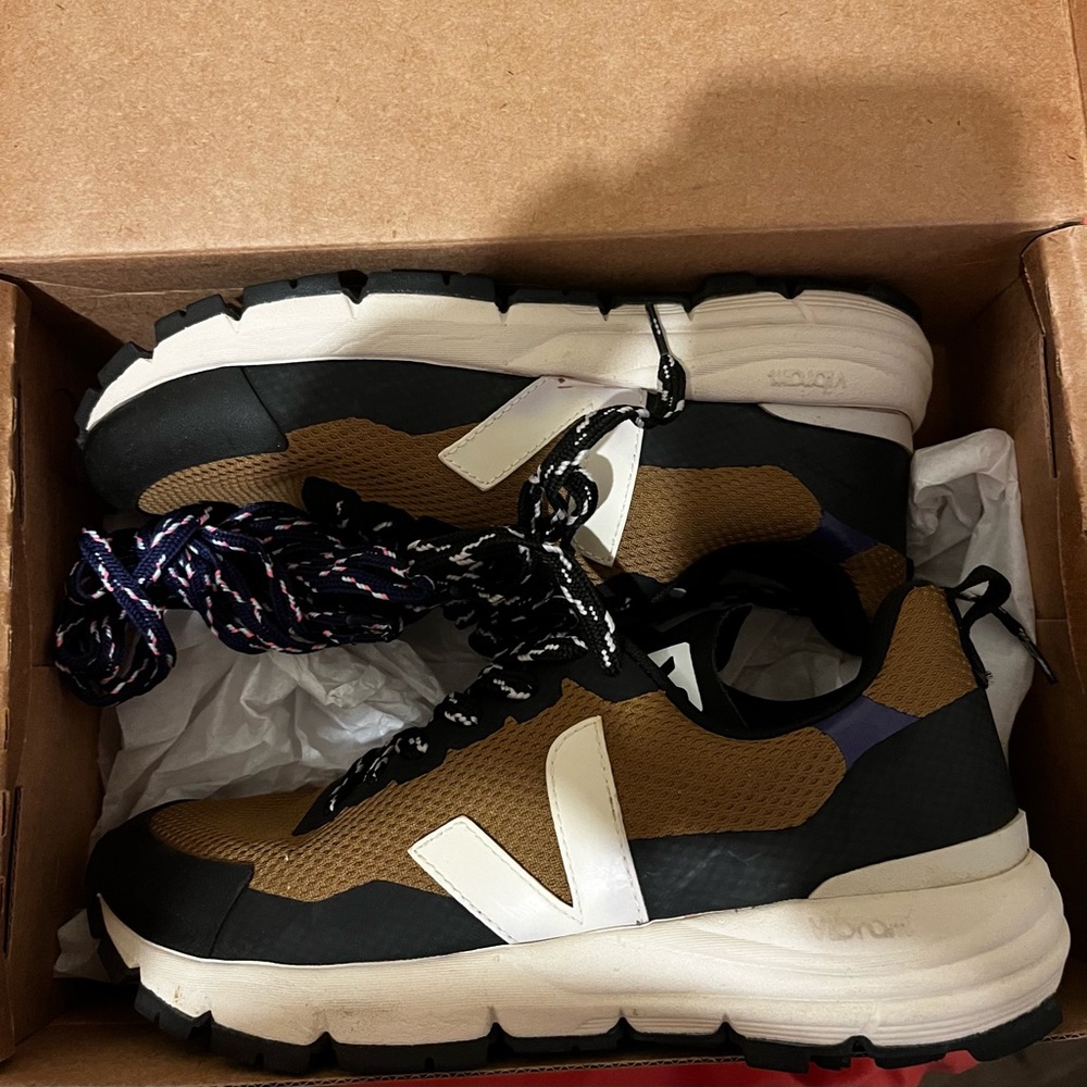 Dekkan Alveomesh Sneaker (Women)